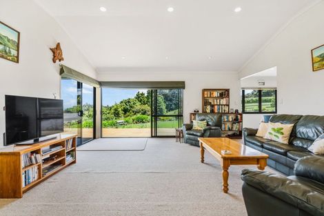 Photo of property in 76 Forest View Road, Te Kamo, Kamo, 0185