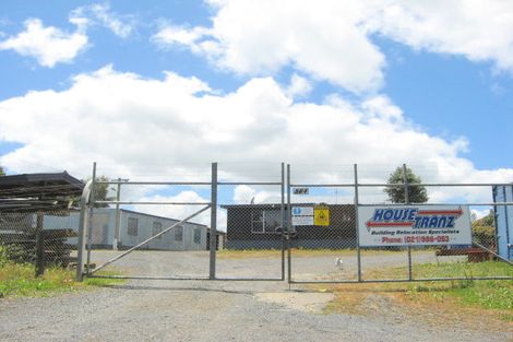 Photo of property in 564-568 Great South Road, Runciman, Drury, 2578