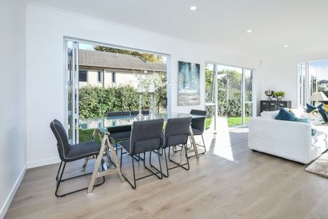 Photo of property in 40a Rutherford Terrace, Meadowbank, Auckland, 1072