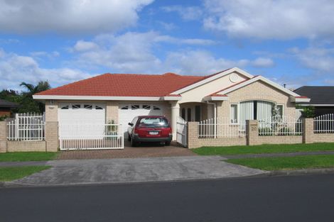 Photo of property in 20 Suncrest Drive, West Harbour, Auckland, 0618