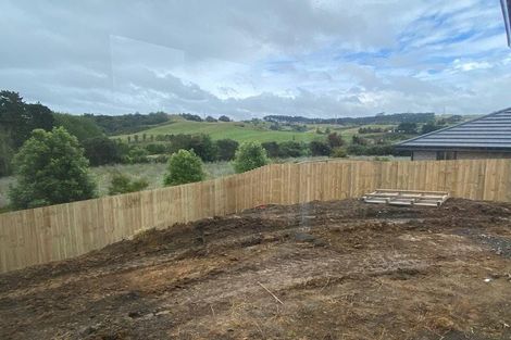 Photo of property in 33b Leathem Crescent, Pokeno, 2402