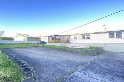 Photo of property in 26 Kaipatiki Road, Glenfield, Auckland, 0629