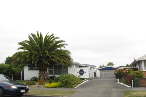 Photo of property in 6 Besant Place, Avondale, Christchurch, 8061