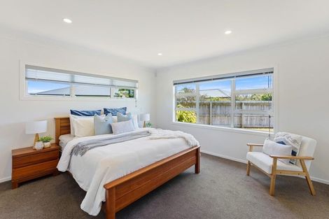 Photo of property in 29 Gallipoli Place, Paraparaumu, 5032