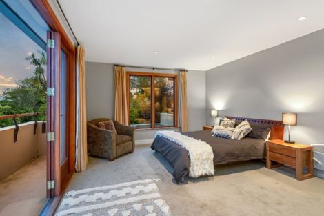 Photo of property in 118 Straven Road, Fendalton, Christchurch, 8014