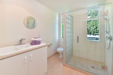 Photo of property in 20 Pacific Parade, Army Bay, Whangaparaoa, 0930