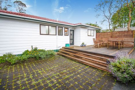 Photo of property in 9 Hamblyn Place, Ranui, Auckland, 0612