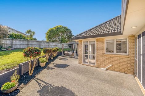 Photo of property in 38 Dannemora Drive, Dannemora, Auckland, 2016