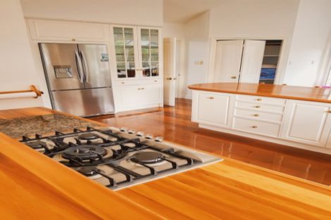 Photo of property in 4 Robieson Street, Roseneath, Wellington, 6011