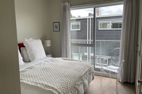 Photo of property in 3/38 Ferry Street, Seatoun, Wellington, 6022