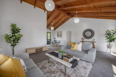 Photo of property in 12a Croydon Road, New Lynn, Auckland, 0600