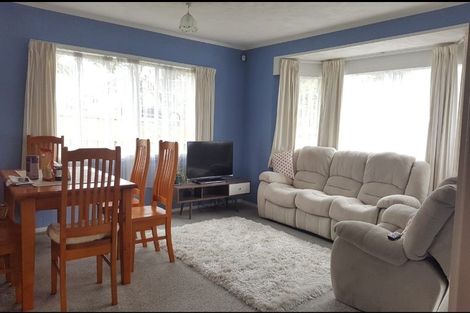 Photo of property in 1/5 Tirimoana Road, Te Atatu South, Auckland, 0602