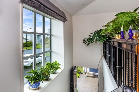 Photo of property in 33 Chateau Crescent, Rangatira Park, Taupo, 3330