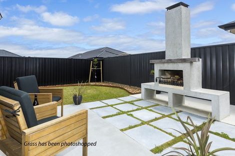 Photo of property in 27 Salisbury Crescent, Wallaceville, Upper Hutt, 5018