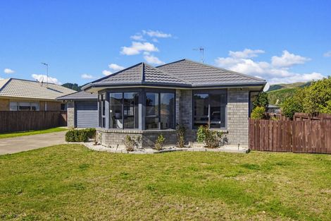 Photo of property in 108 Makarini Street, Paraparaumu, 5032