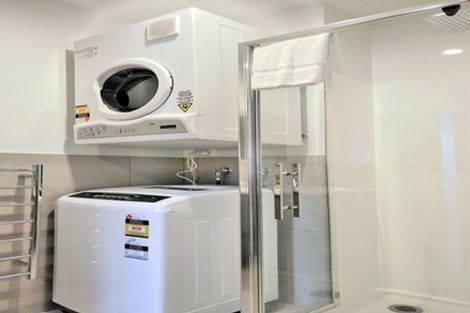 Photo of property in Wyndham Gardens Apartments, 30 Red Oaks Drive, Frankton, Queenstown, 9300