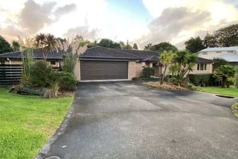 Photo of property in 24 Gavinike Place, Waimauku, 0812