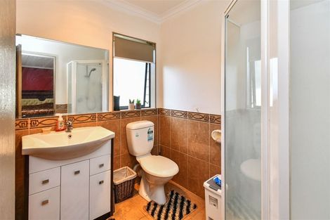 Photo of property in 112 Alfriston Road, Manurewa, Auckland, 2105