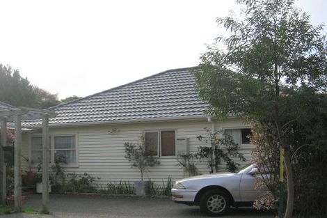 Photo of property in 52 Redwood Avenue, Tawa, Wellington, 5028
