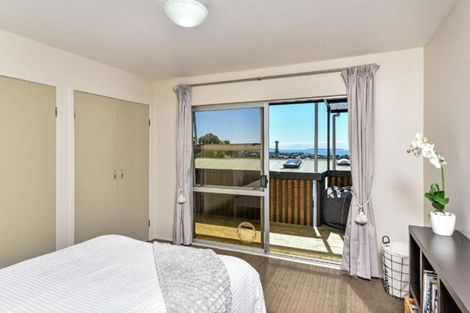 Photo of property in 1/305 East Coast Road, Mairangi Bay, Auckland, 0630