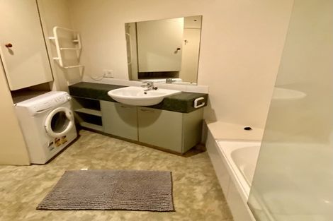 Photo of property in Hume House, 32/152 The Terrace, Wellington Central, Wellington, 6011