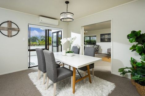 Photo of property in 2/125 Victoria Road, Devonport, Auckland, 0624