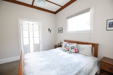 Photo of property in 2 Todd Street, Napier South, Napier, 4110