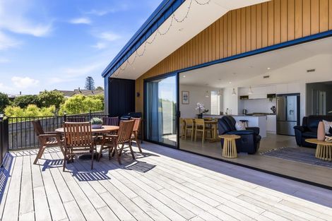 Photo of property in 184a Lake Terrace, Hilltop, Taupo, 3330