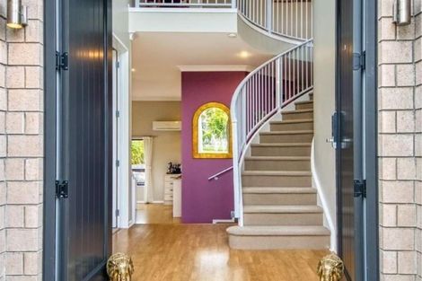 Photo of property in 29 Midhurst Avenue, Henderson, Auckland, 0612