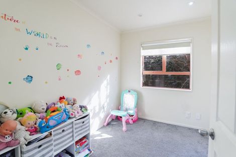 Photo of property in 66d Waimumu Road, Massey, Auckland, 0614