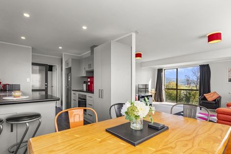 Photo of property in 27 Owhatiura Drive, Lynmore, Rotorua, 3010