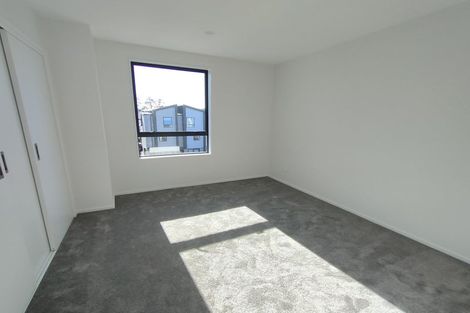 Photo of property in 7/32a Westgate Drive, Massey, Auckland, 0614