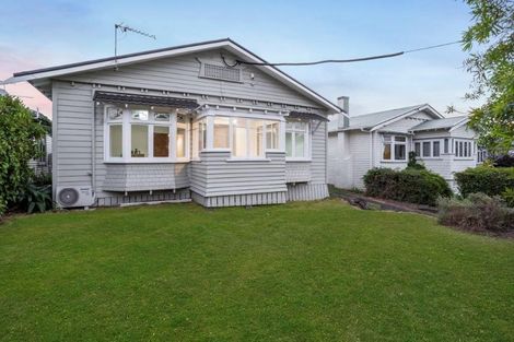 Photo of property in 76 Shackleton Road, Mount Eden, Auckland, 1024