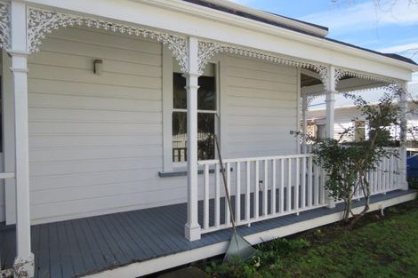 Photo of property in 107 Liardet Street, New Plymouth, 4310