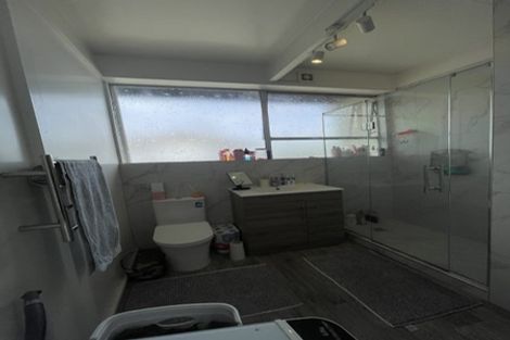 Photo of property in 2/52 Glen Road, Ranui, Auckland, 0612