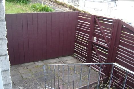 Photo of property in 1/17 Orton Street, Glenfield, Auckland, 0627