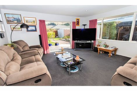 Photo of property in 67 Mauger Drive, Heathcote Valley, Christchurch, 8022