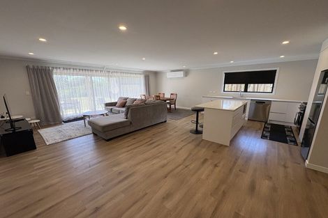 Photo of property in 1/59 Montgomery Crescent, Bader, Hamilton, 3206