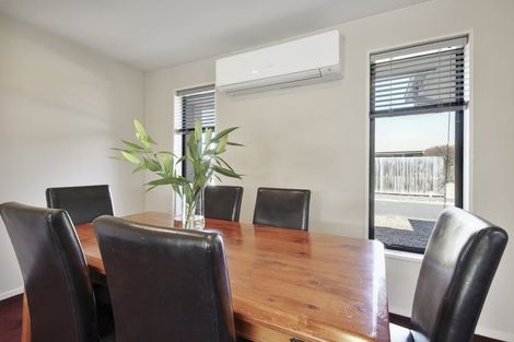 Photo of property in 6 Zuppicich Lane, Woodend, 7610