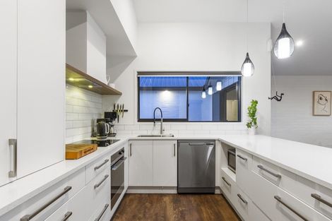 Photo of property in 18 Okataina Street, Pyes Pa, Tauranga, 3112