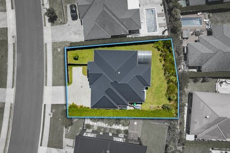 Photo of property in 22 Woodridge Drive, Stanmore Bay, Whangaparaoa, 0932