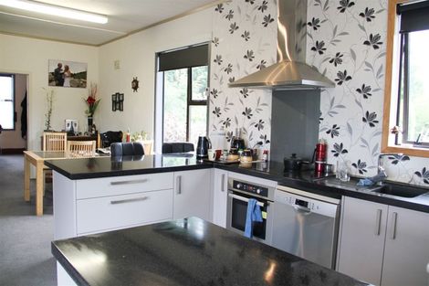 Photo of property in 5 Mcvicar Street, Tuatapere, 9620