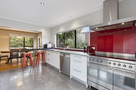 Photo of property in 93a Beach Road, Mellons Bay, Auckland, 2014