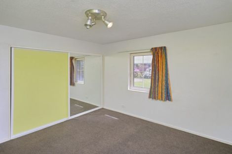 Photo of property in 35 Beauford Place, Parklands, Christchurch, 8083