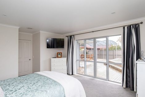 Photo of property in 10 Harris Place, Ngatea, 3503