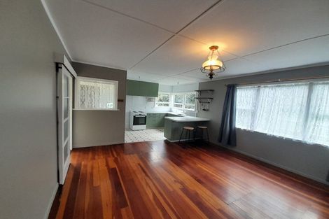 Photo of property in 32 Kitchener Road, Waiuku, 2123