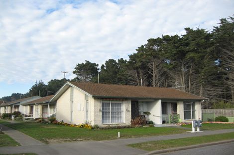 Photo of property in 81 Blake Street, New Brighton, Christchurch, 8061