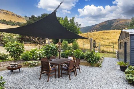 Photo of property in 3883 Christchurch Akaroa Road, Little River, 7591
