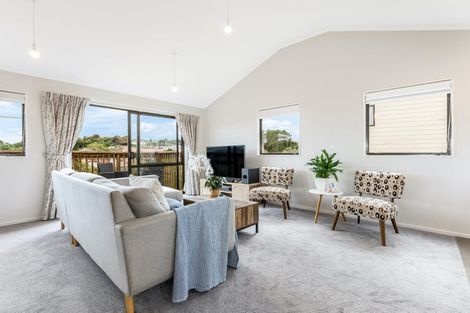 Photo of property in 16 Morere Street, Titahi Bay, Porirua, 5022