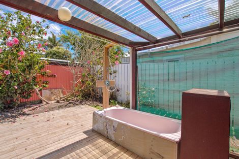 Photo of property in 35 Beach Road, Waihi Beach, 3611